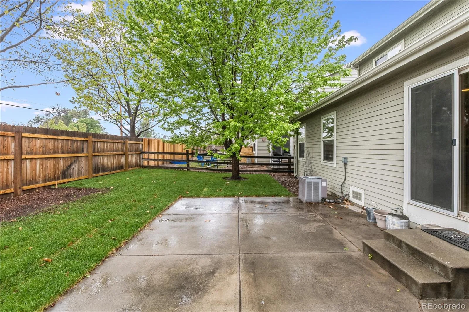 3516 Dexter Court Denver CO 80207 | MLS #REC4831575 08252026201007 1600 22