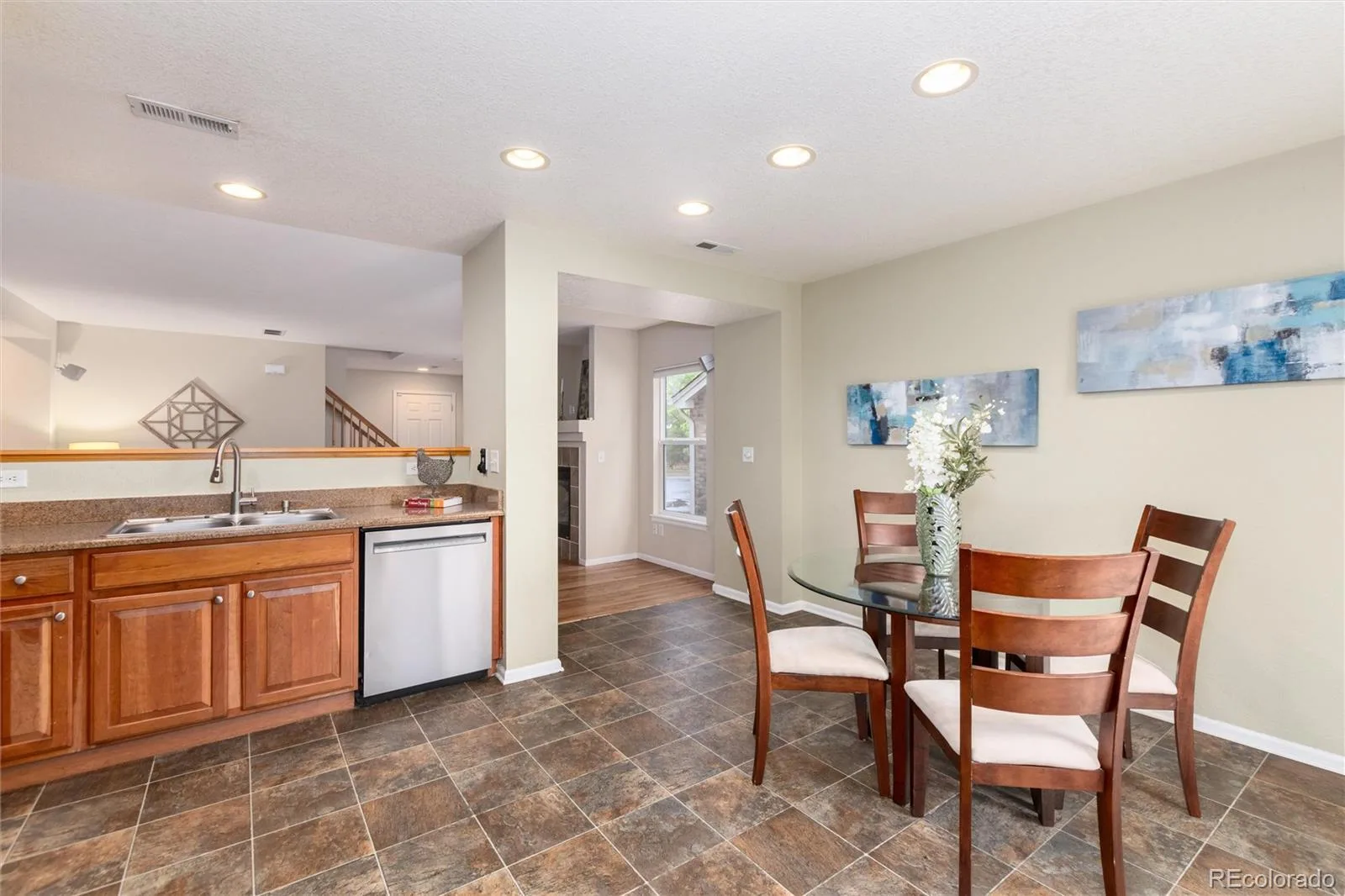3516 Dexter Court Denver CO 80207 | MLS #REC4831575 08252026201007 1600 9