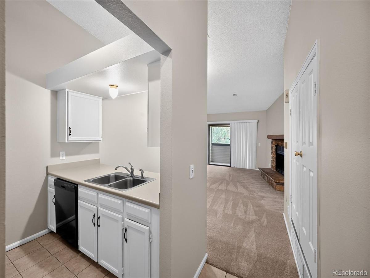 16153 E Alaska Place #13 Aurora CO 80017 | MLS #REC4832710 MLS #REC4832710 image #0