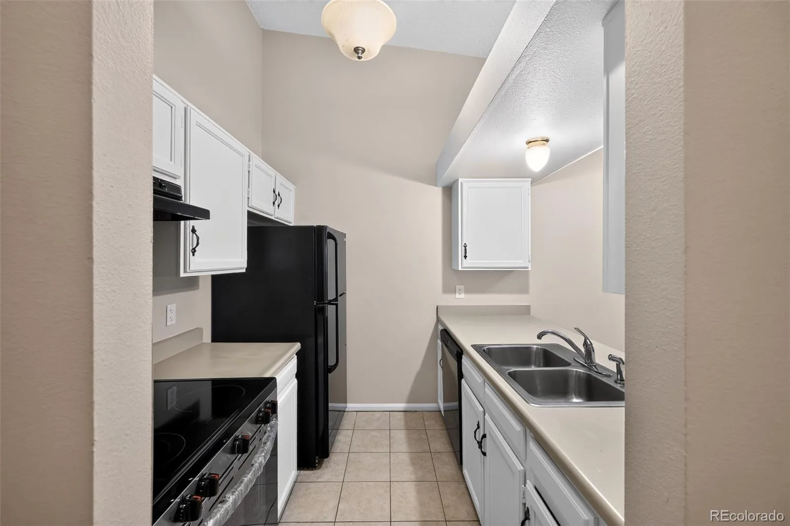 16153 E Alaska Place #13 Aurora CO 80017 | MLS #REC4832710 10062026205220 1600 4