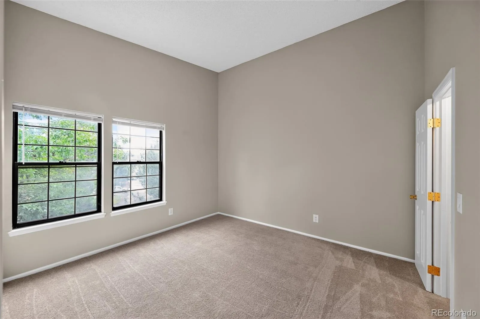 16153 E Alaska Place #13 Aurora CO 80017 | MLS #REC4832710 10062026205220 1600 7
