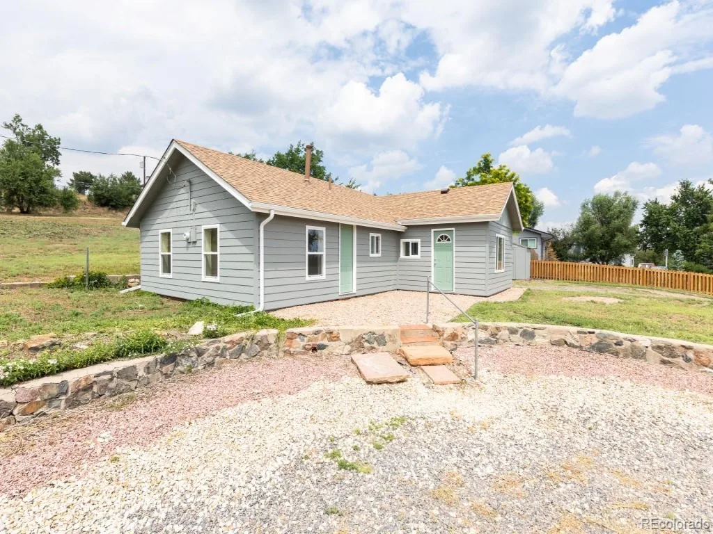 9995 W Wesley Avenue Lakewood CO 80227 | MLS #REC4835193 08212026222740 1024 2