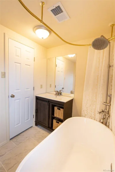 9995 W Wesley Avenue Lakewood CO 80227 | MLS #REC4835193 08212026222740 800 26