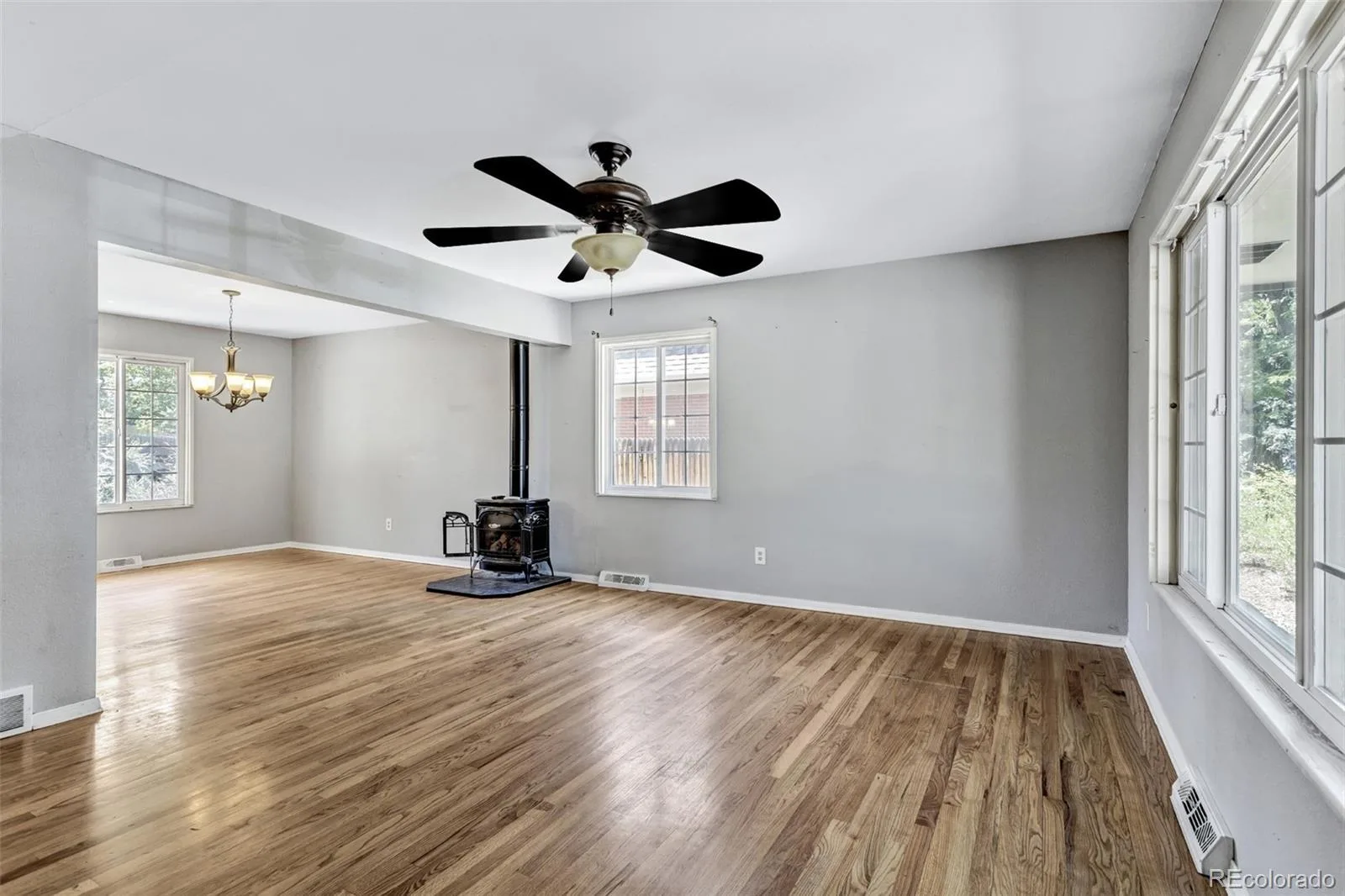 6460 E Eastman Avenue Denver CO 80222 MLS #REC4835692 06232026033326 1600 3