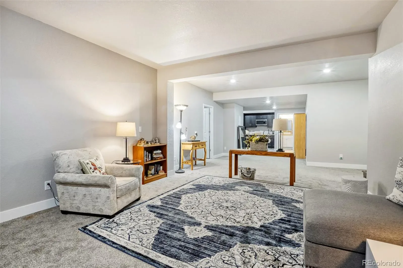 8901 S Ukraine Court Aurora CO 80016 MLS #REC4835784 03132026201545 1600 24
