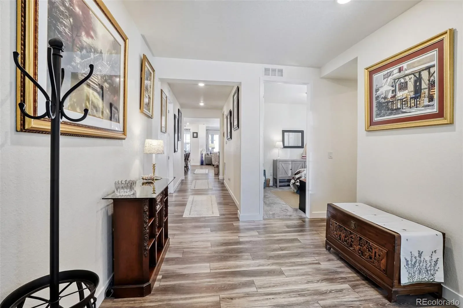 8901 S Ukraine Court Aurora CO 80016 MLS #REC4835784 03132026201545 1600 3