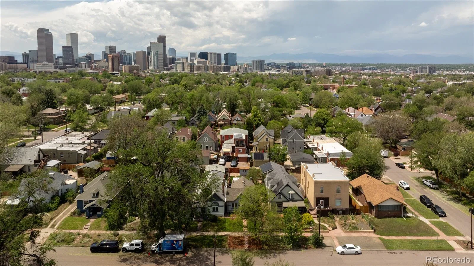 2339 N Gilpin Street Denver CO 80205 MLS #REC4836194 06162026173002 1600 32