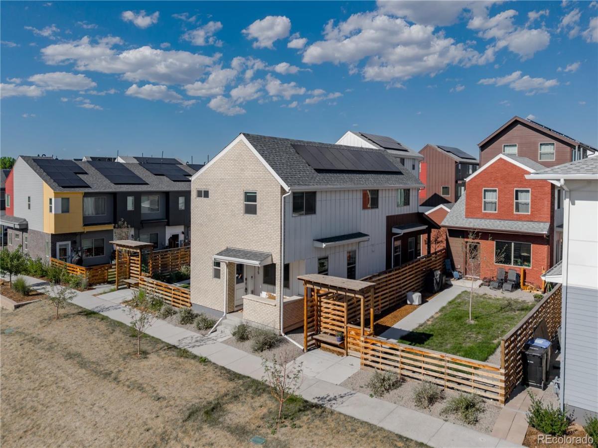6875 Juniper Lane Arvada CO 80007 | MLS #REC4842821 MLS #REC4842821 image #0