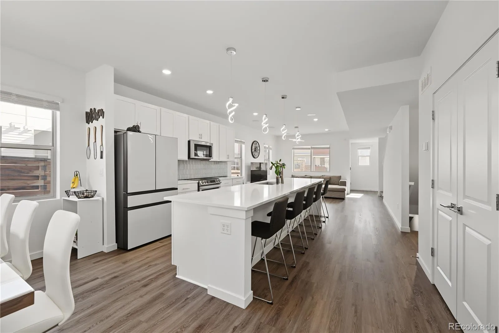 6875 Juniper Lane Arvada CO 80007 | MLS #REC4842821 08192026005737 1600 15