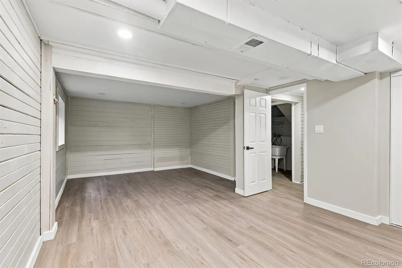 575 S Parfet Street Lakewood CO 80226 | MLS #REC4843147 10172026005836 1600 25