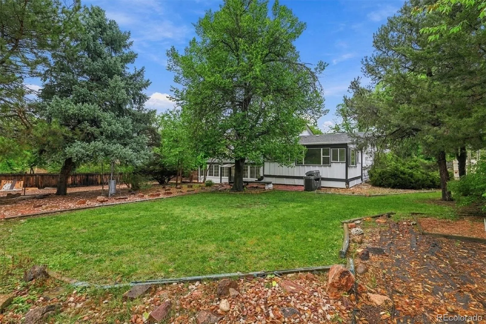 575 S Parfet Street Lakewood CO 80226 | MLS #REC4843147 10172026005836 1600 26