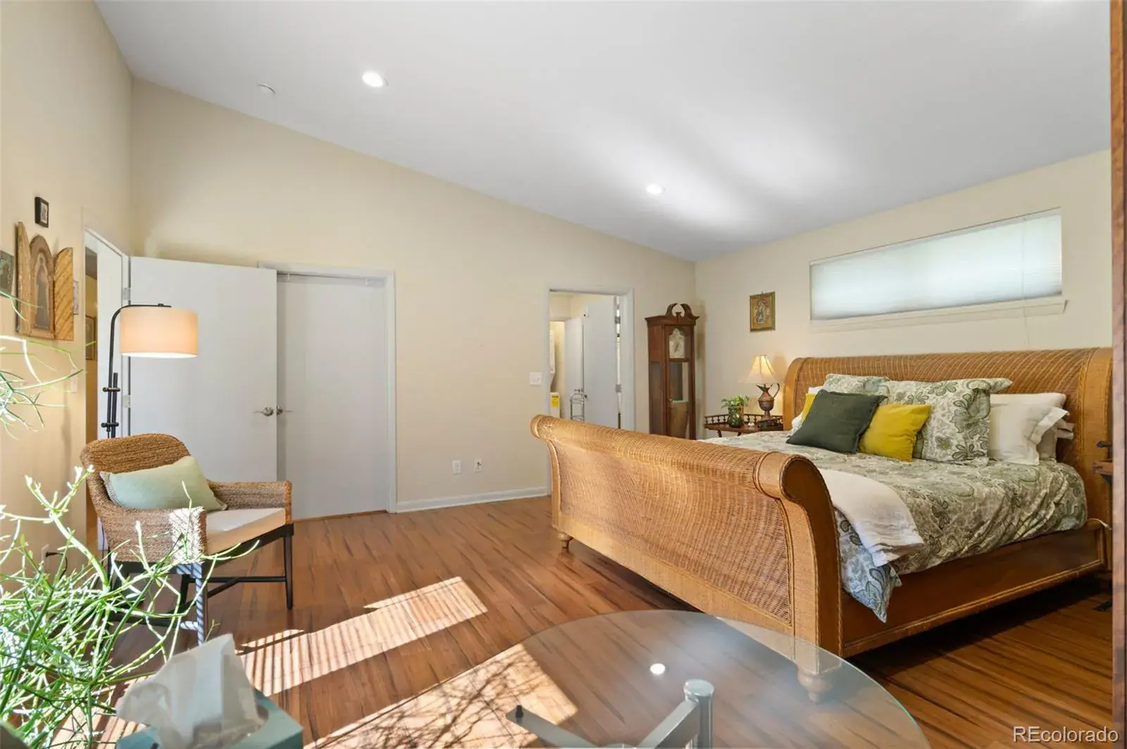 6530 E Colorado Drive Denver CO 80224 MLS #REC4848899 03052026003616 1600 20