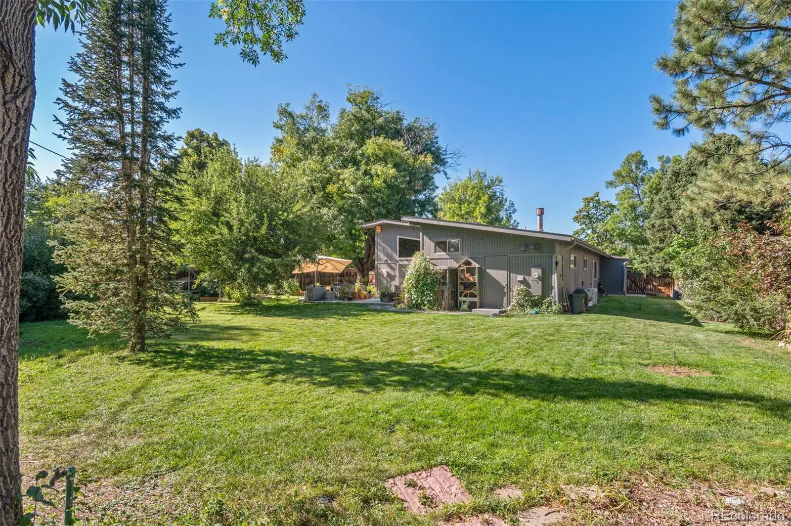 6530 E Colorado Drive Denver CO 80224 MLS #REC4848899 03052026003616 1600 46