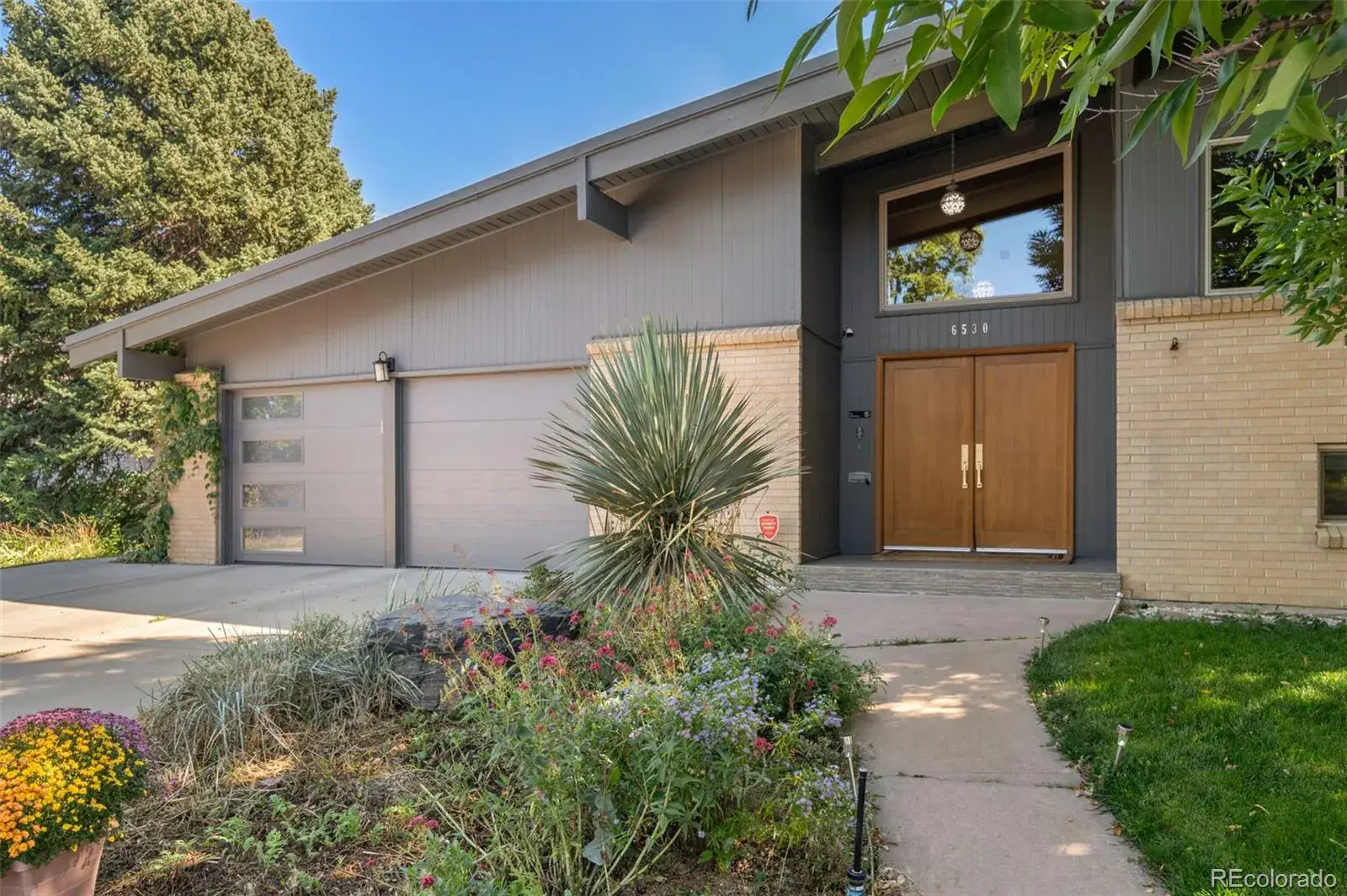 6530 E Colorado Drive Denver CO 80224 MLS #REC4848899 03052026003616 1600 47