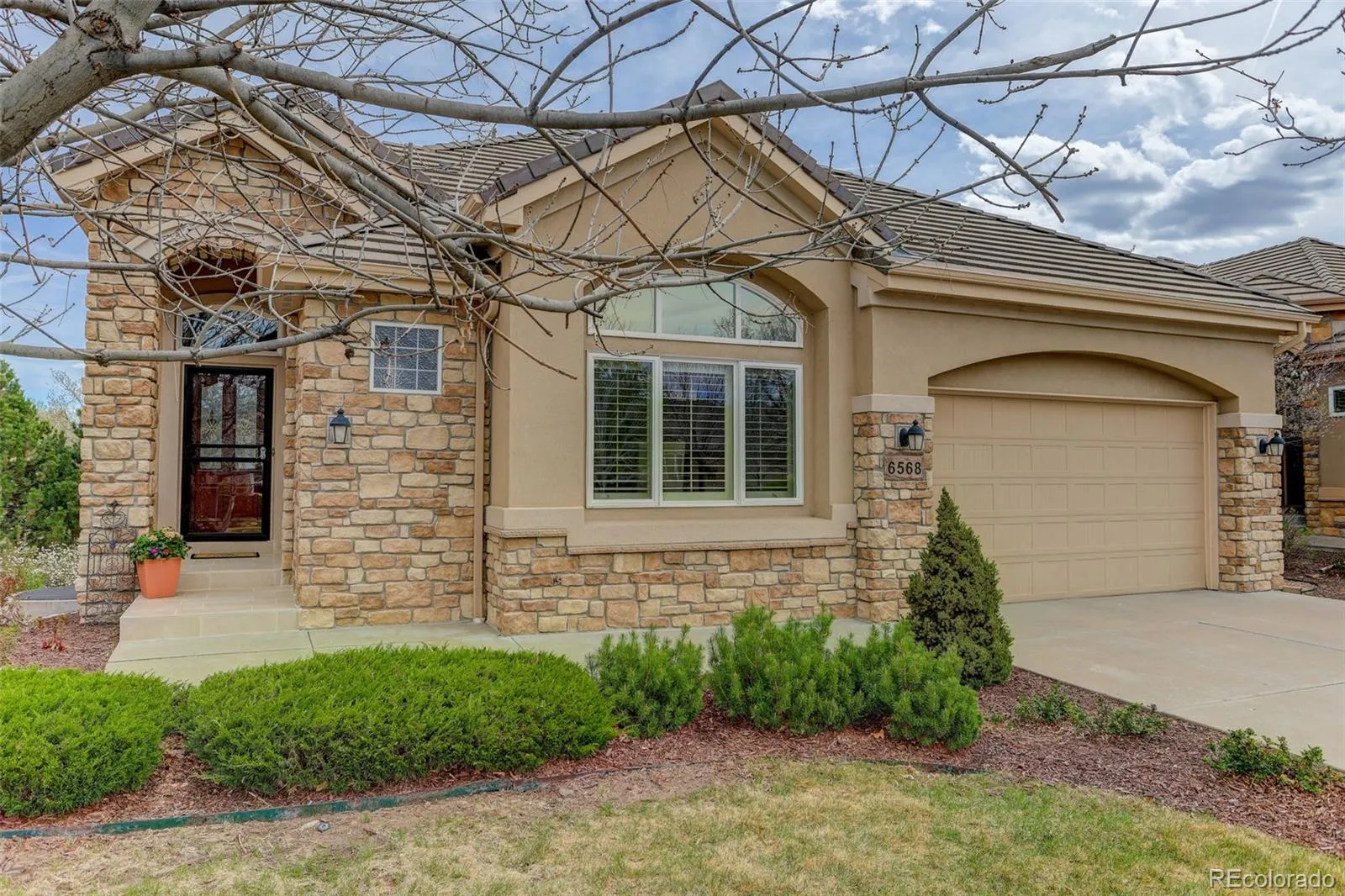 6568 S Blackhawk Way Aurora CO 80016 MLS #REC4849999 04132026184210 1600 1