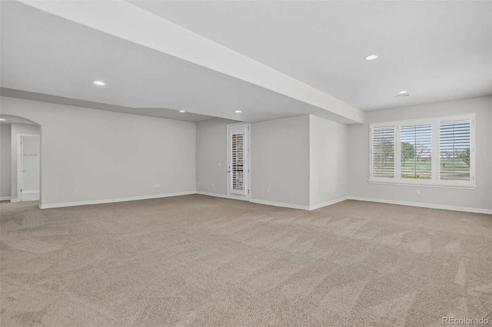 6568 S Blackhawk Way Aurora CO 80016 MLS #REC4849999 04132026184210 1600 34