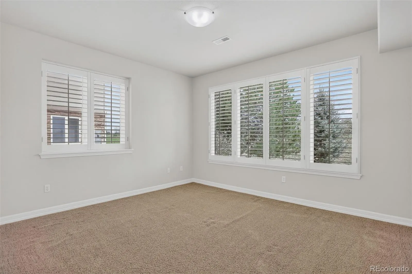 6568 S Blackhawk Way Aurora CO 80016 MLS #REC4849999 04132026184210 1600 35