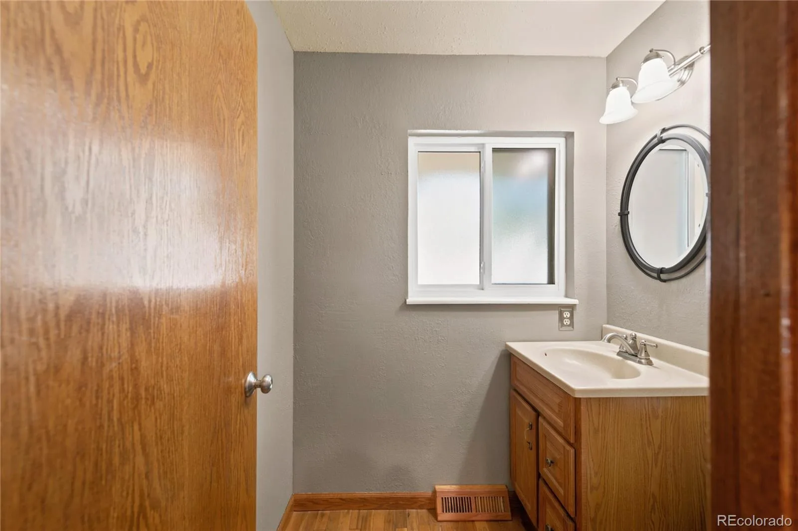 2188 S Coors Circle Denver CO 80228 | MLS #REC4852018 07202026232442 1600 19