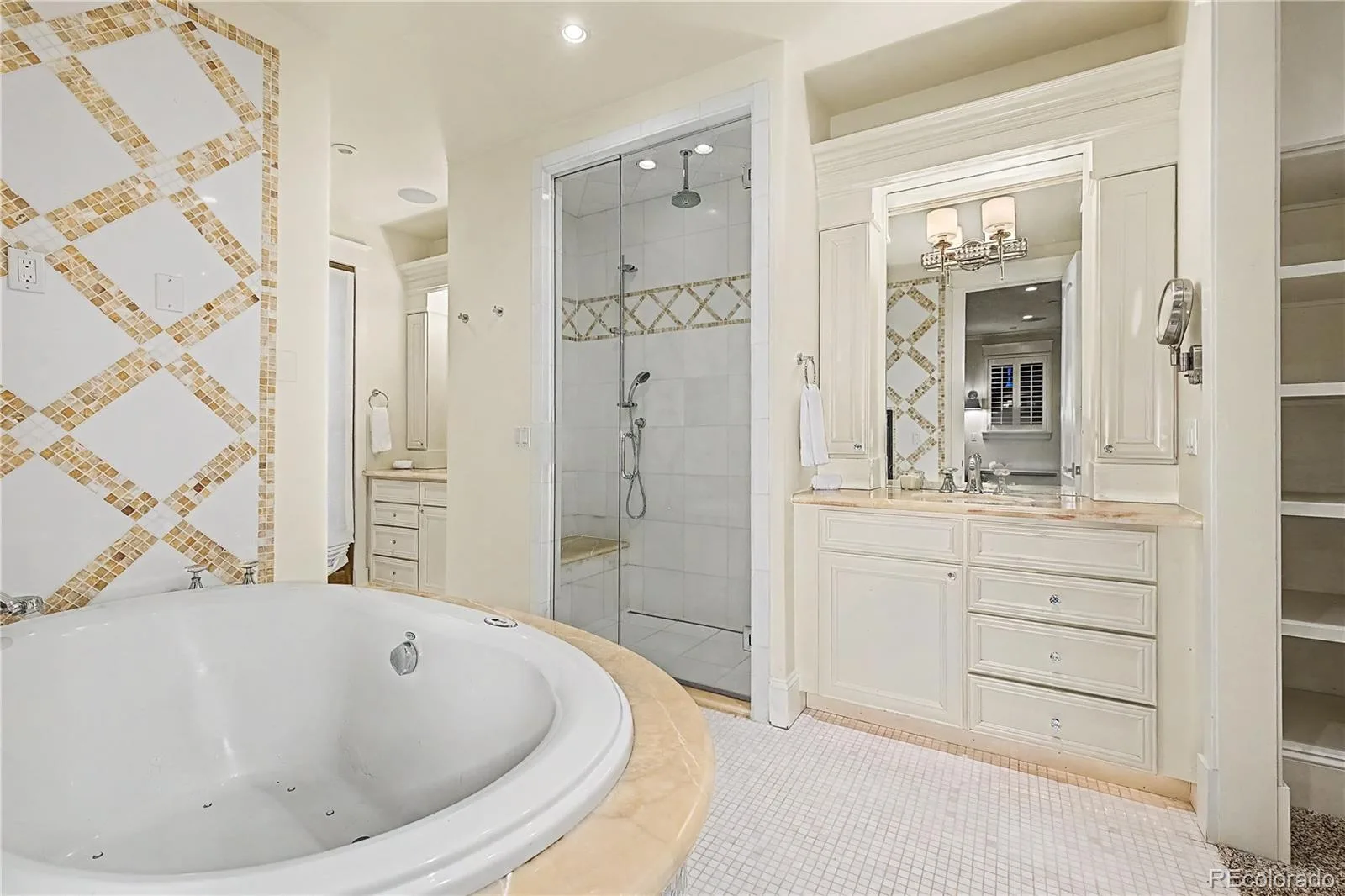 579 N Madison Street Denver CO 80206 MLS #REC4853590 06032026224400 1600 25