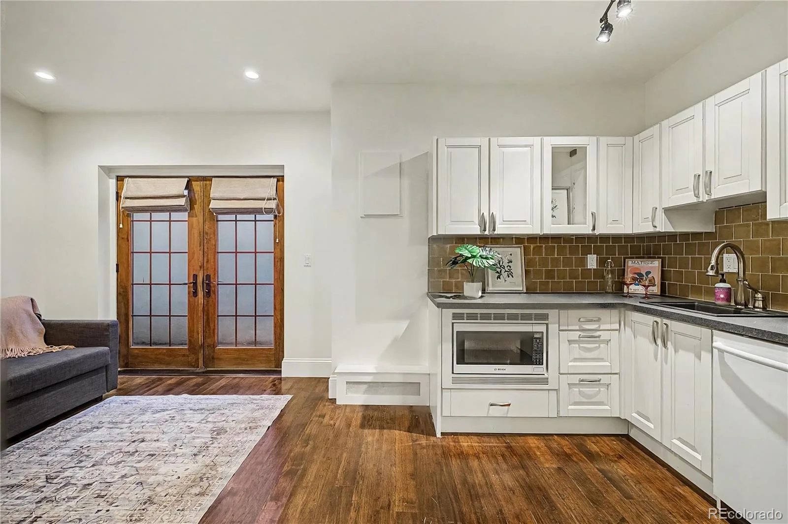 579 N Madison Street Denver CO 80206 MLS #REC4853590 06032026224400 1600 33