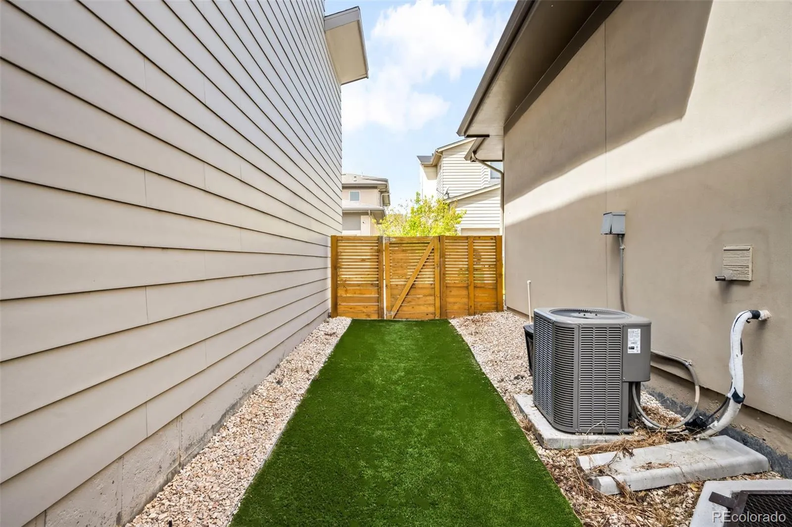 6707 Mariposa Court Denver CO 80221 MLS #REC4854496 04292026220148 1600 34