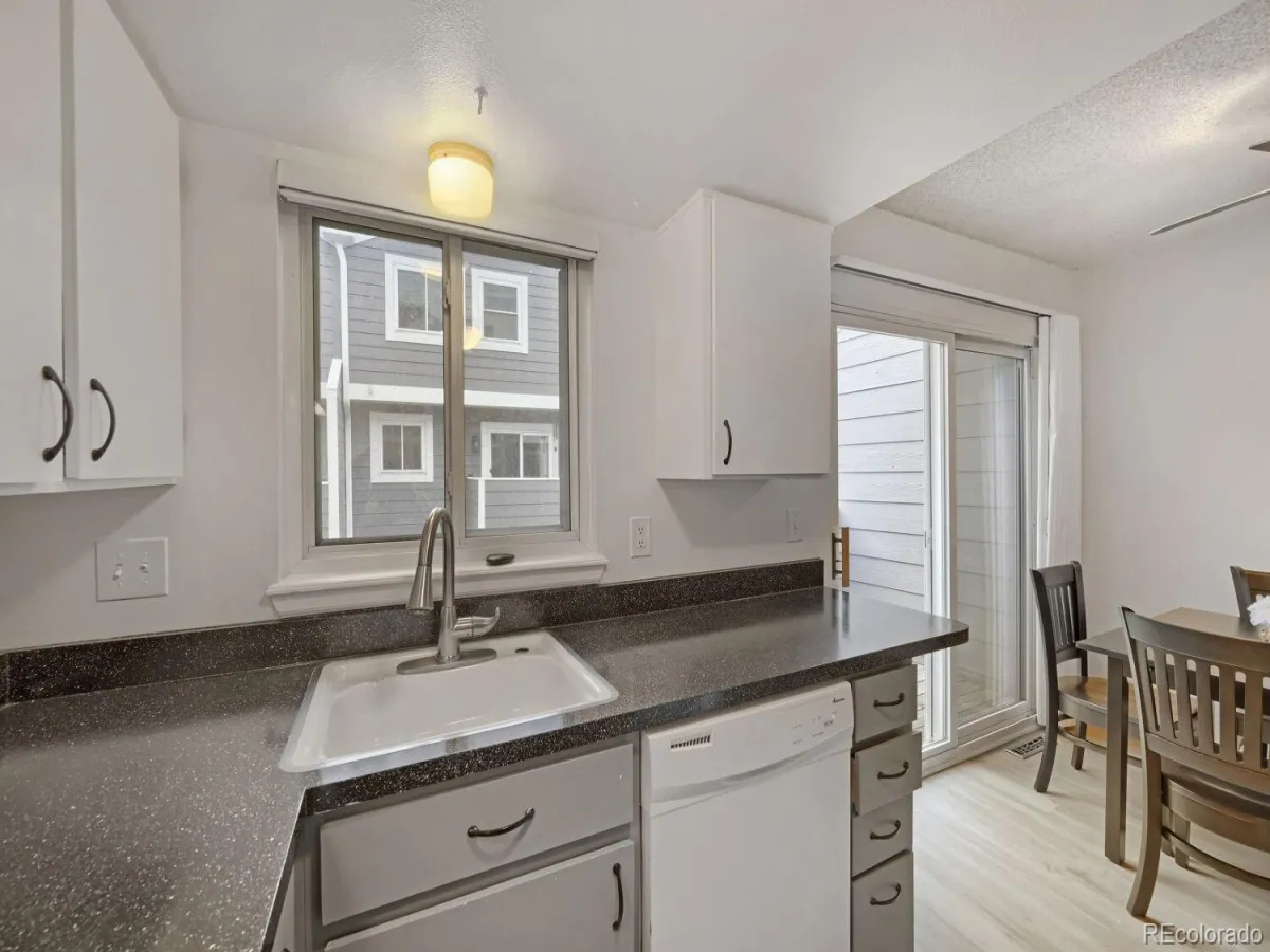 6840 W 84th Circle #4 Arvada CO 80003 | MLS #REC4856419 04172026043835 1200 16