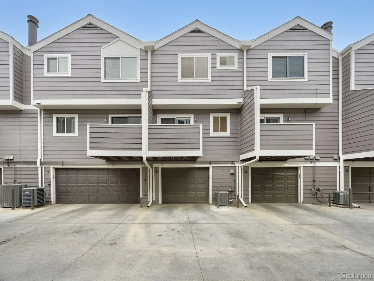 6840 W 84th Circle #4 Arvada CO 80003 | MLS #REC4856419 04172026043835 1200 31