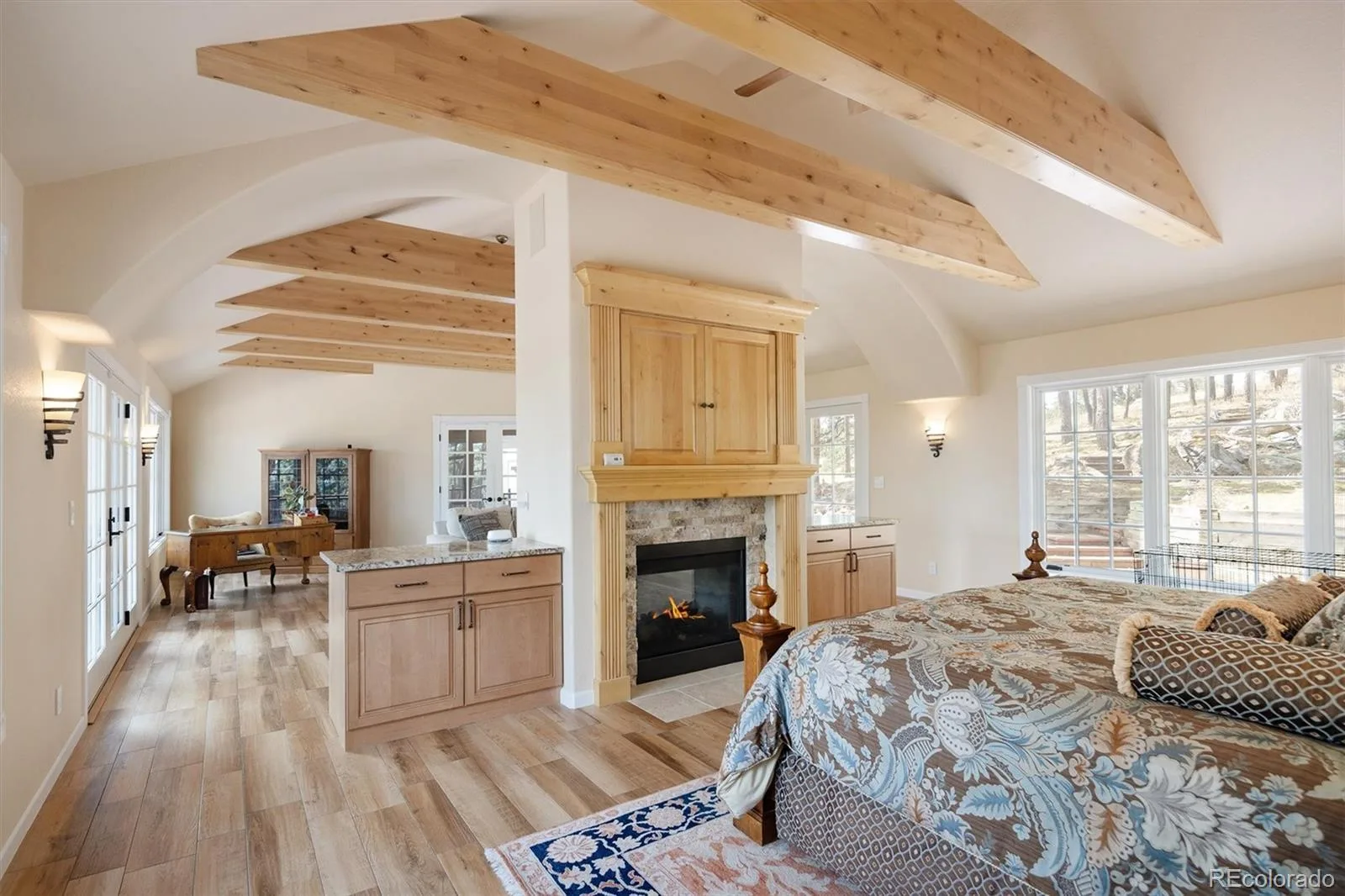 1952 Montane Drive Golden CO 80401 | MLS #REC4857550 08122026193516 1600 19