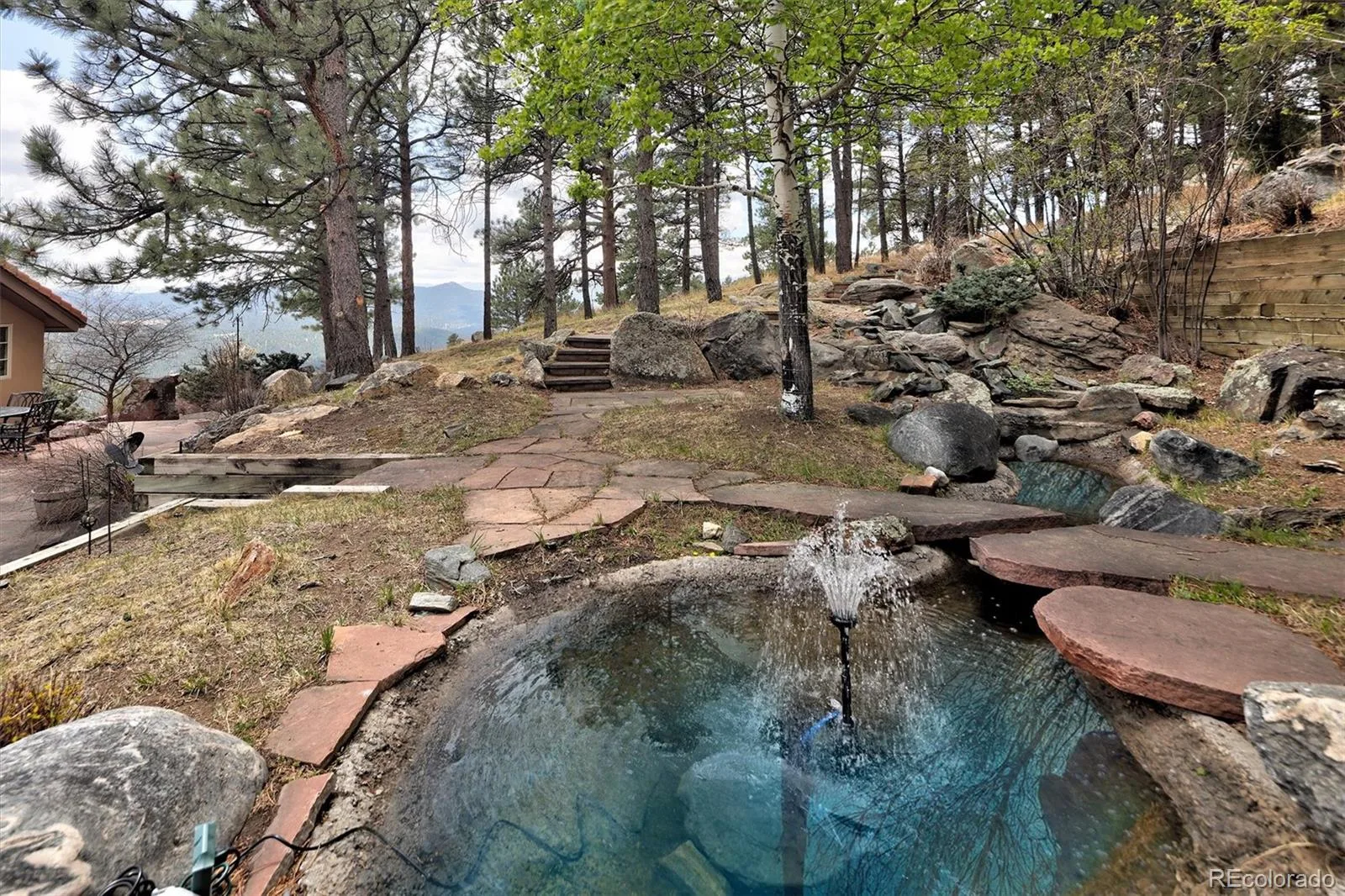 1952 Montane Drive Golden CO 80401 | MLS #REC4857550 08122026193516 1600 22