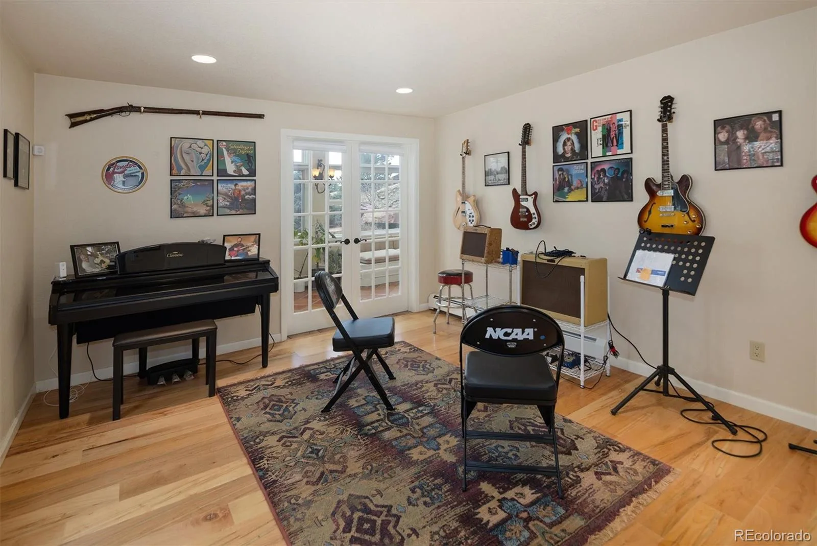 1952 Montane Drive Golden CO 80401 | MLS #REC4857550 08122026193516 1600 31