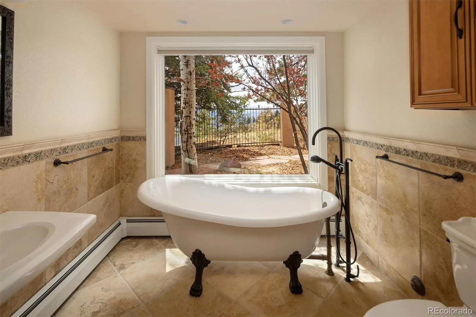1952 Montane Drive Golden CO 80401 | MLS #REC4857550 08122026193516 1600 35