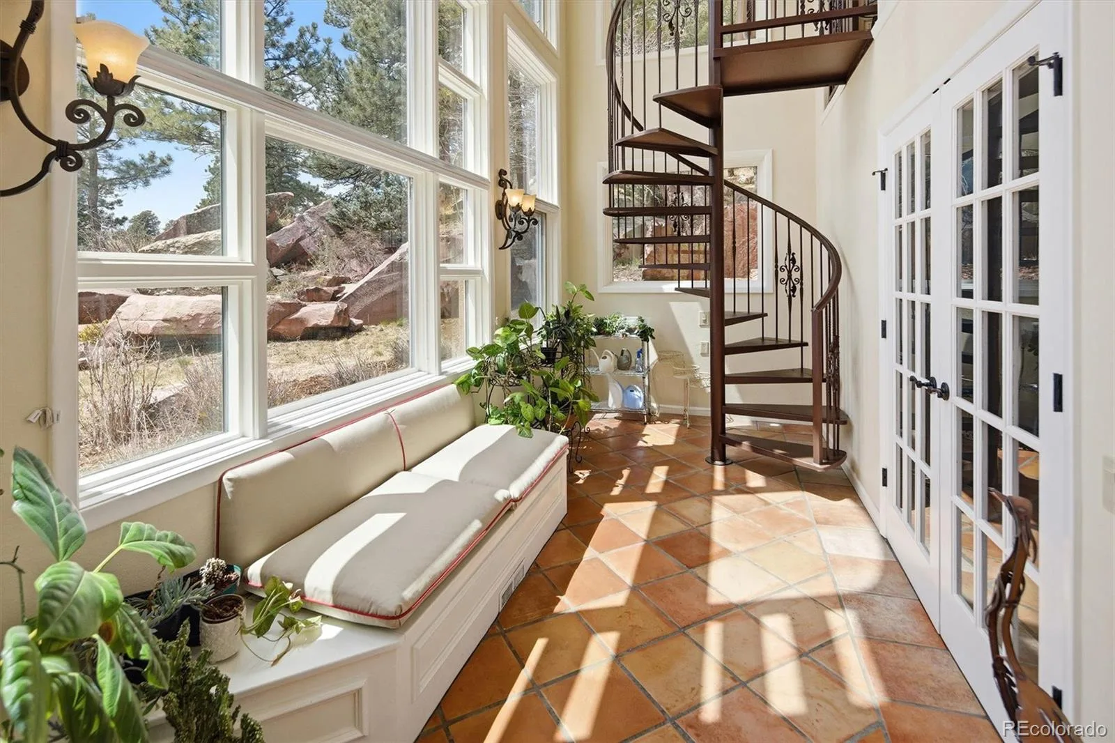 1952 Montane Drive Golden CO 80401 | MLS #REC4857550 08122026193516 1600 36