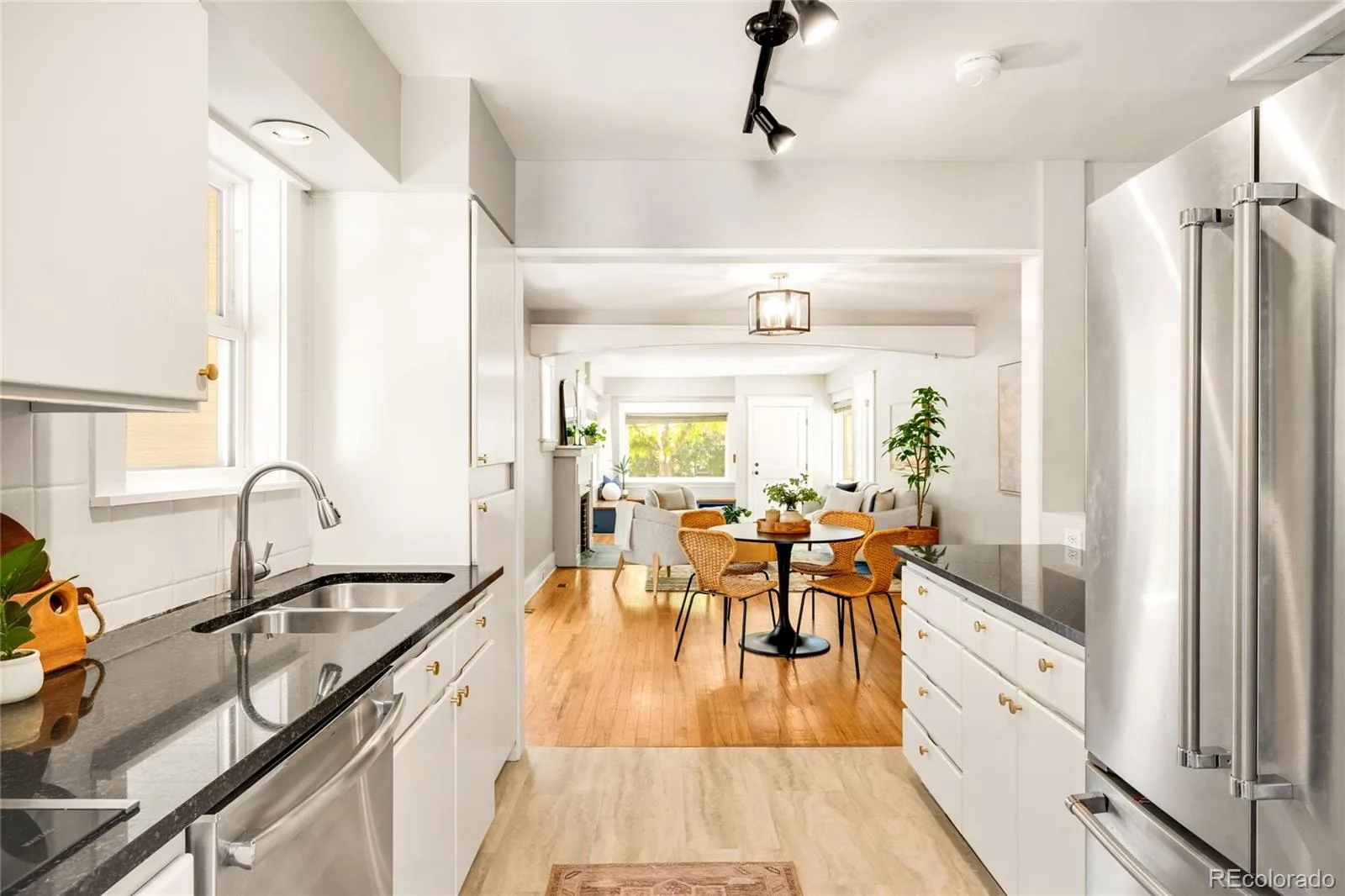 2270 S Emerson Street Denver CO 80210 MLS #REC4859803 06182026232515 1600 13