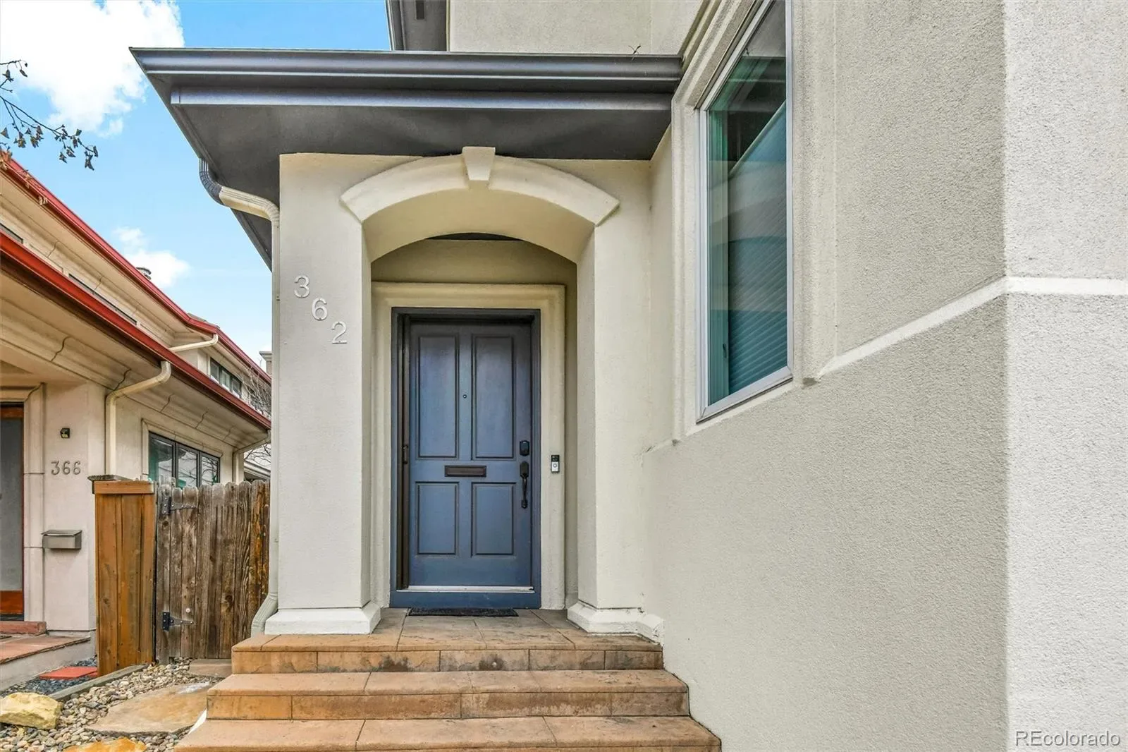 03272026032011 1600 1