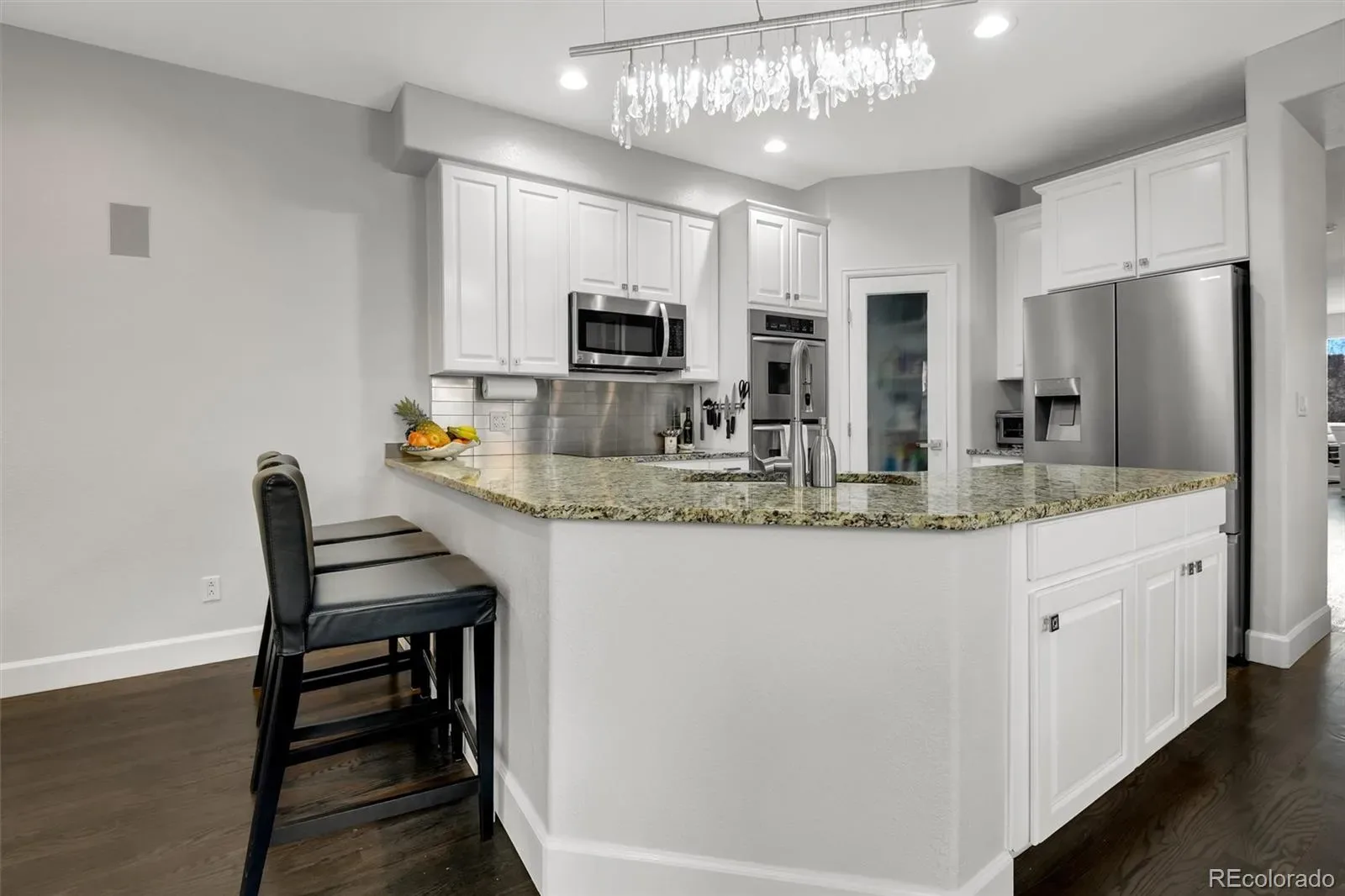 03272026032011 1600 10