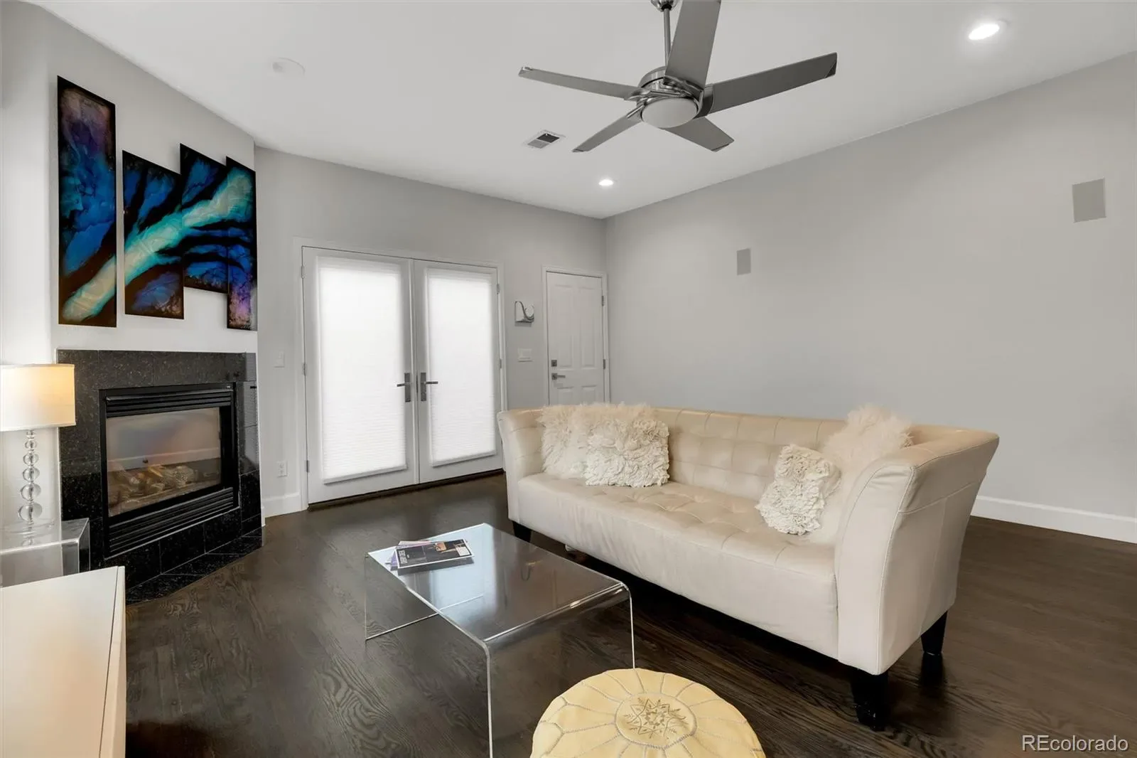 03272026032011 1600 13