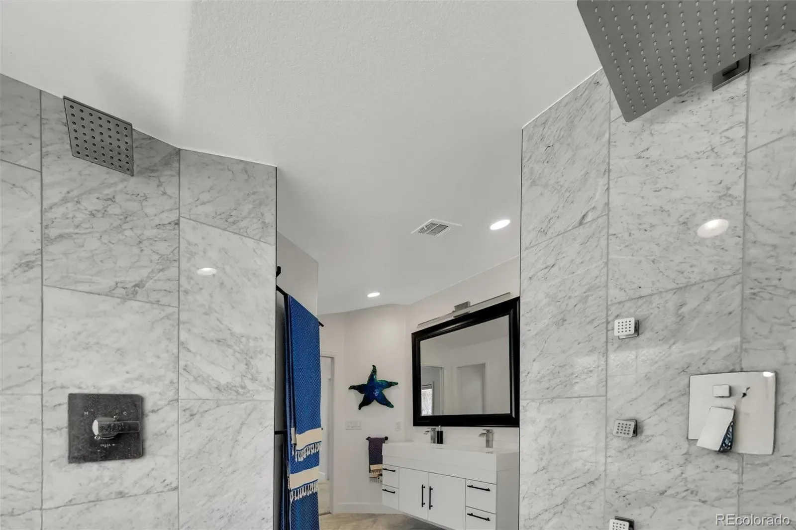 03272026032011 1600 19