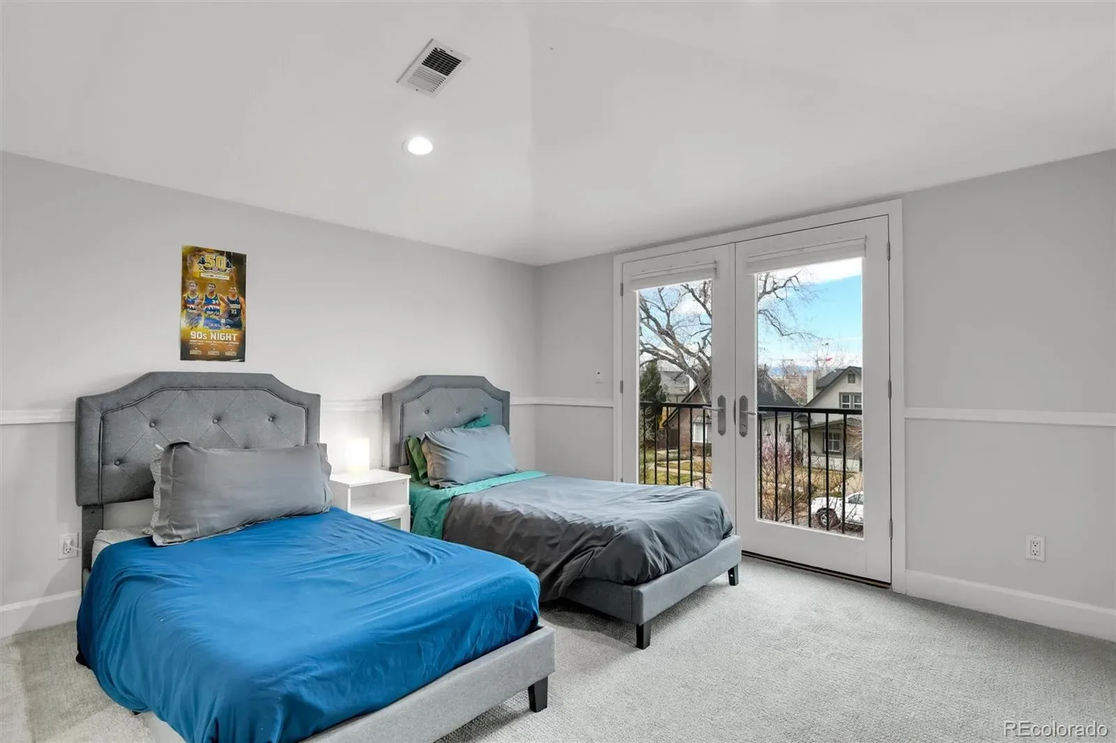 03272026032011 1600 21