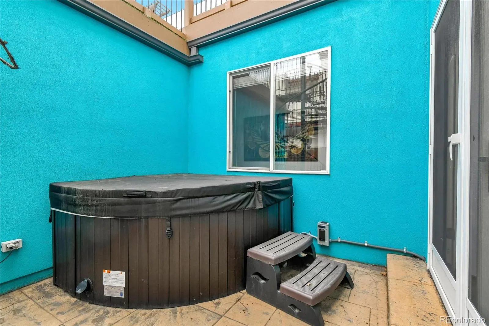 03272026032011 1600 25