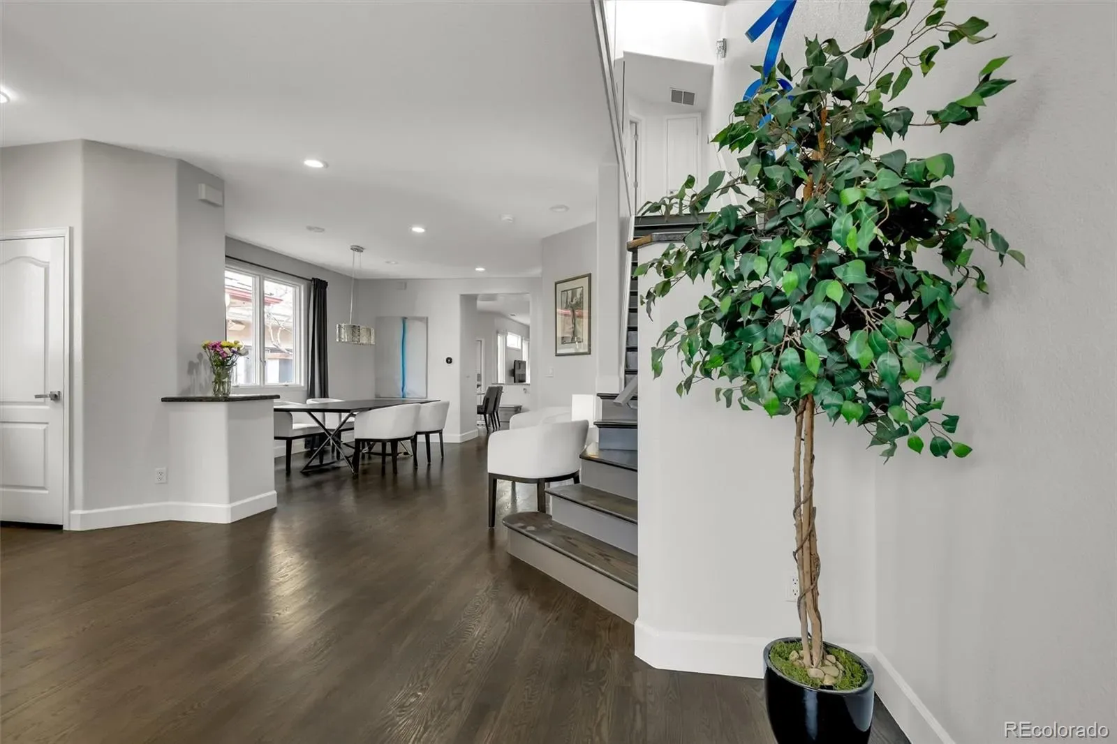 03272026032011 1600 3