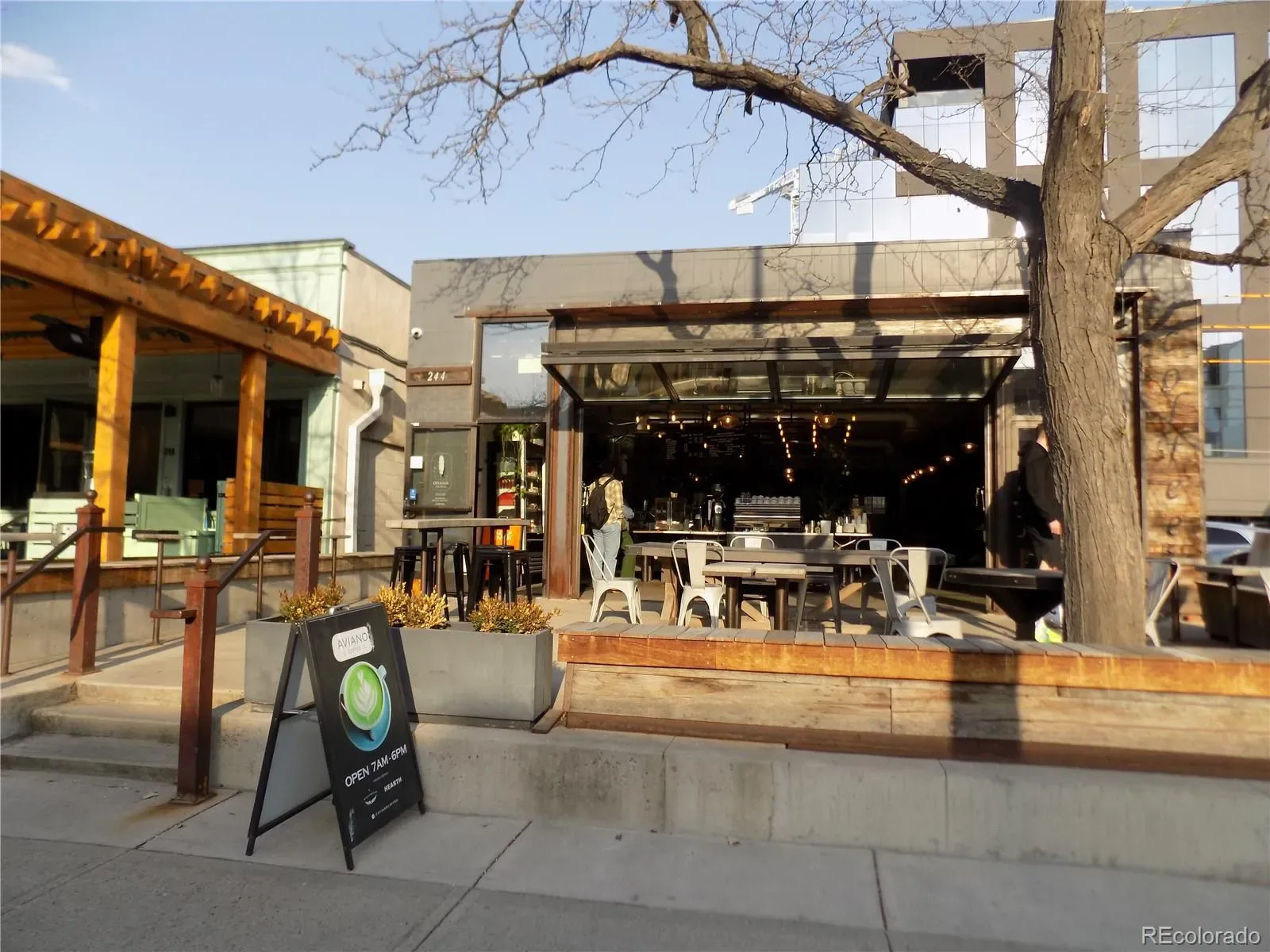 03272026032011 1600 49