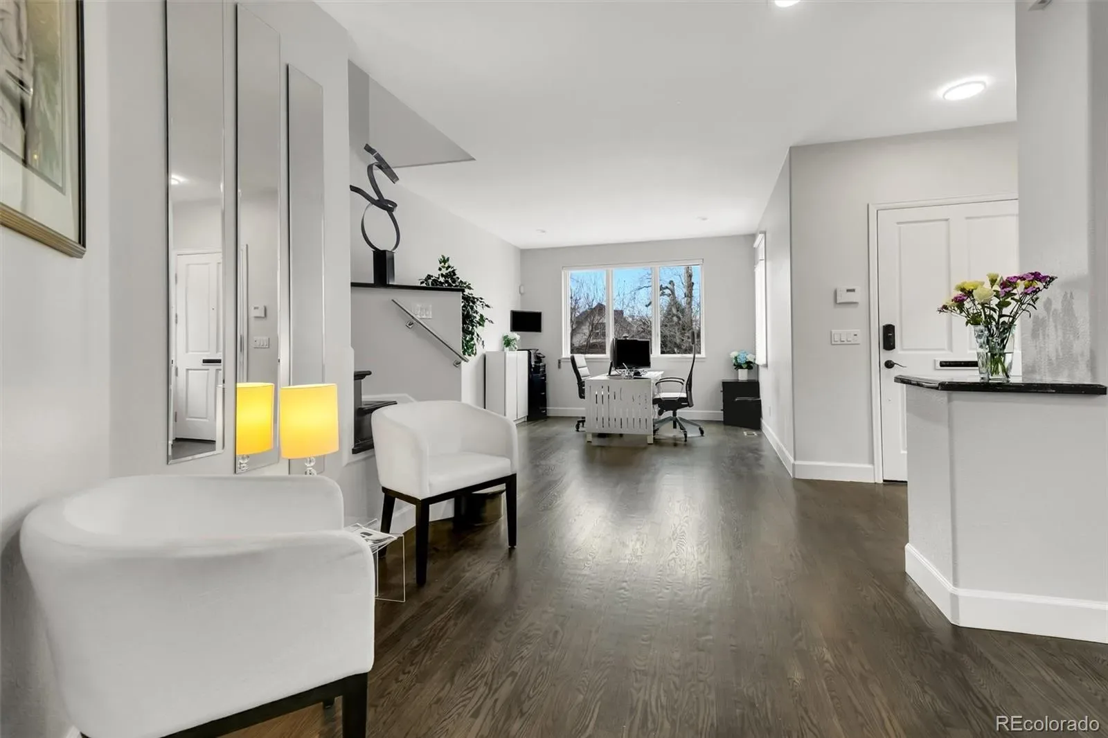 03272026032011 1600 7