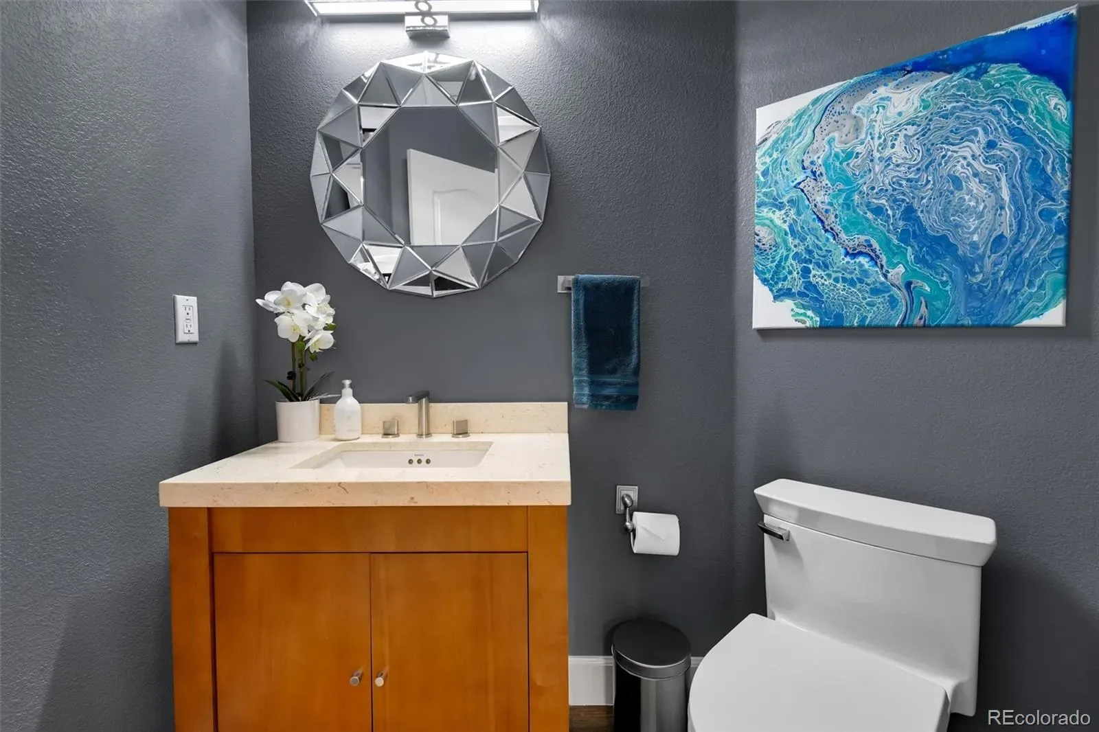 03272026032011 1600 8