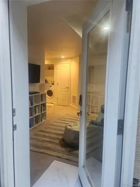 03272026032011 800 30