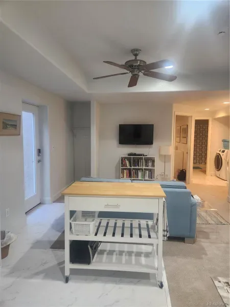 03272026032011 800 31