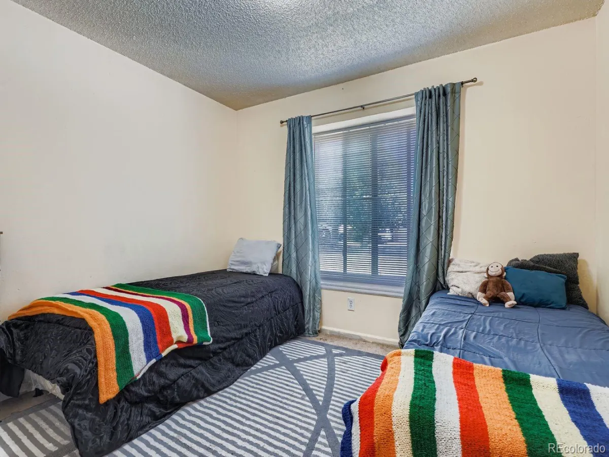 1067 S Joplin Way Aurora CO 80017 MLS #REC4866232 04292026093531 1200 11