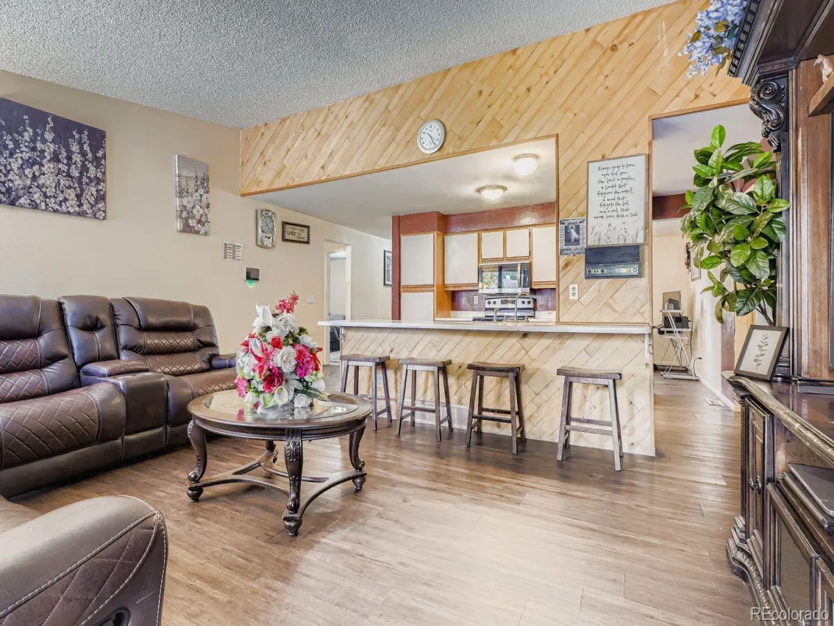 1067 S Joplin Way Aurora CO 80017 MLS #REC4866232 04292026093531 1200 2