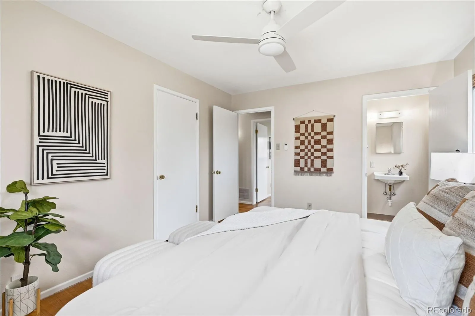 04102026171337 1600 12