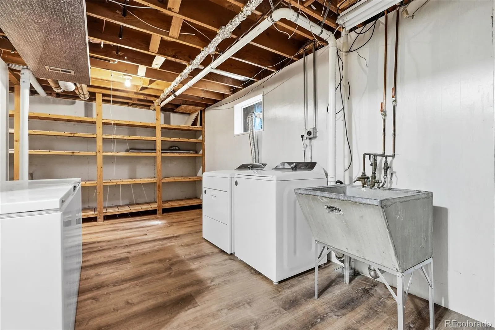 04102026171337 1600 21