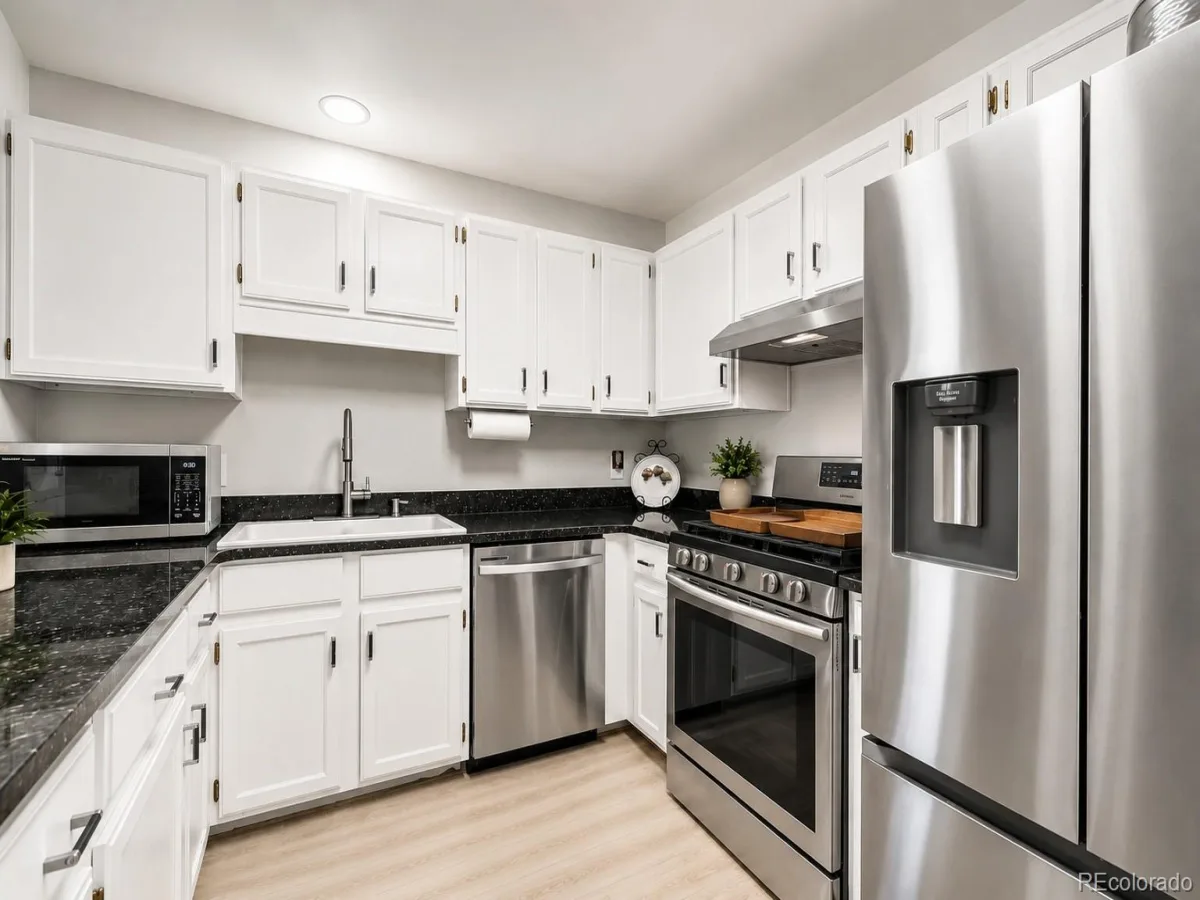 2058 S Balsam Street Lakewood CO 80227 | MLS #REC4868173 07102026055208 1200 3